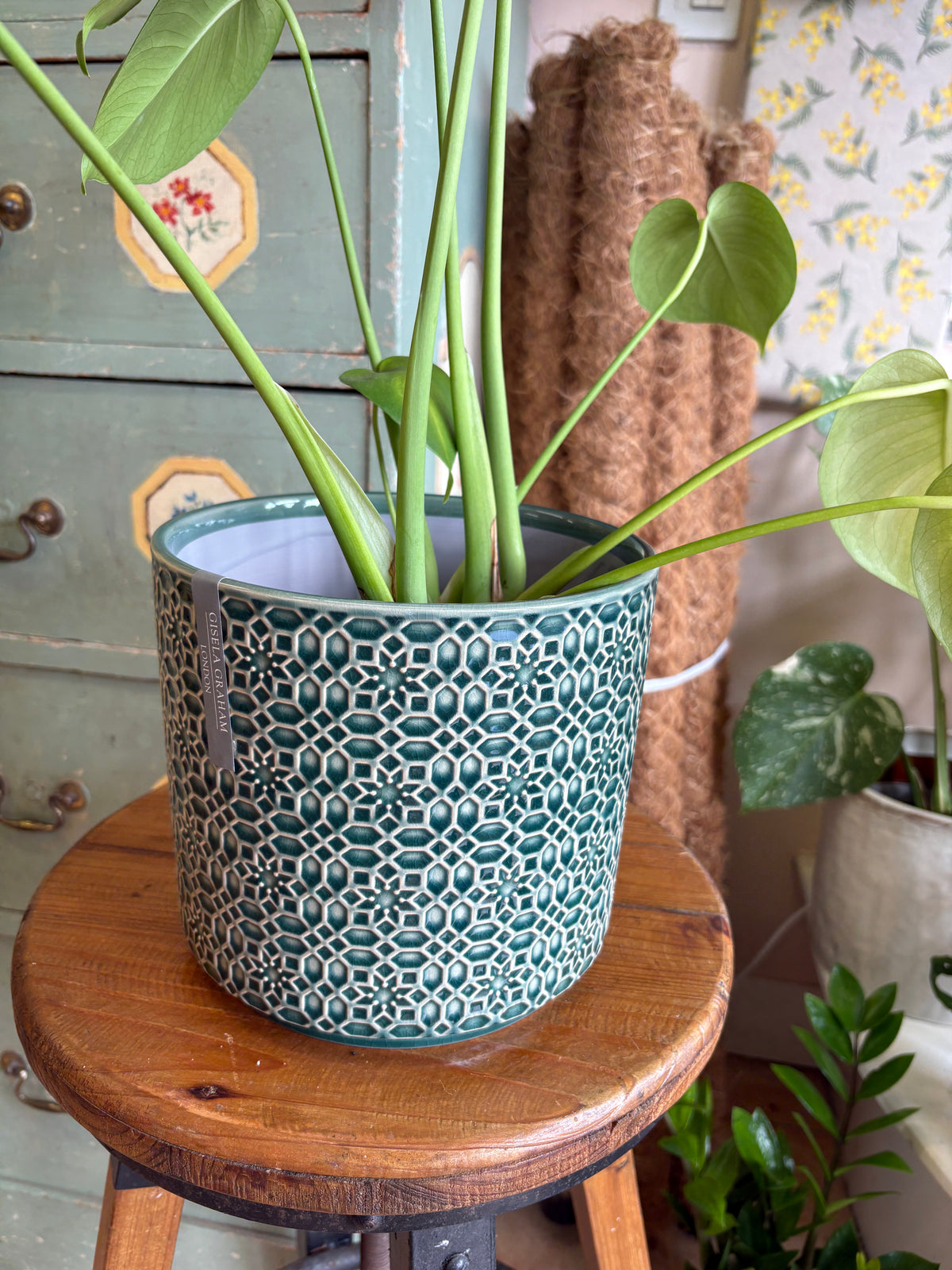 Green tile pot