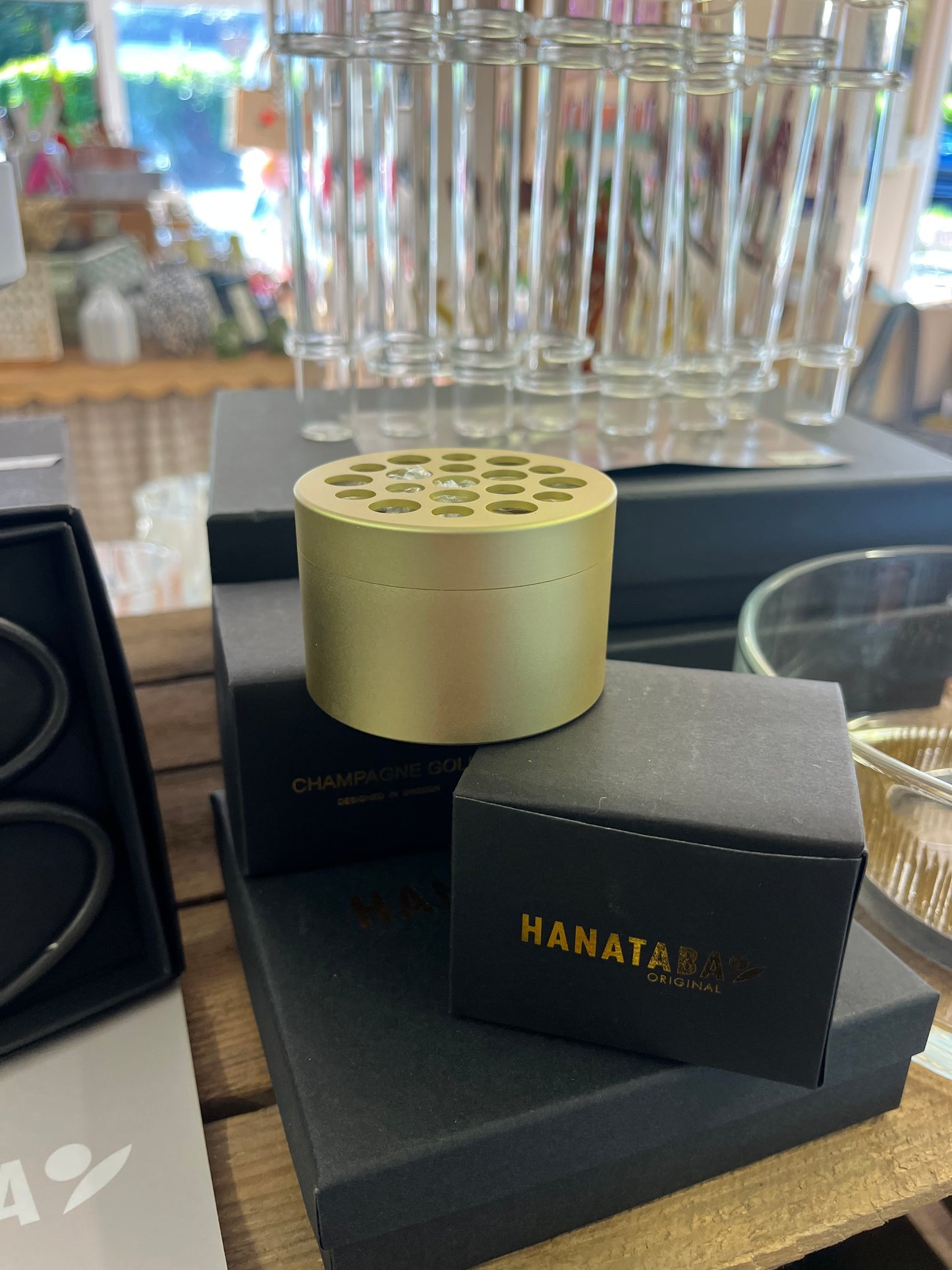 Hanataba - Twistys