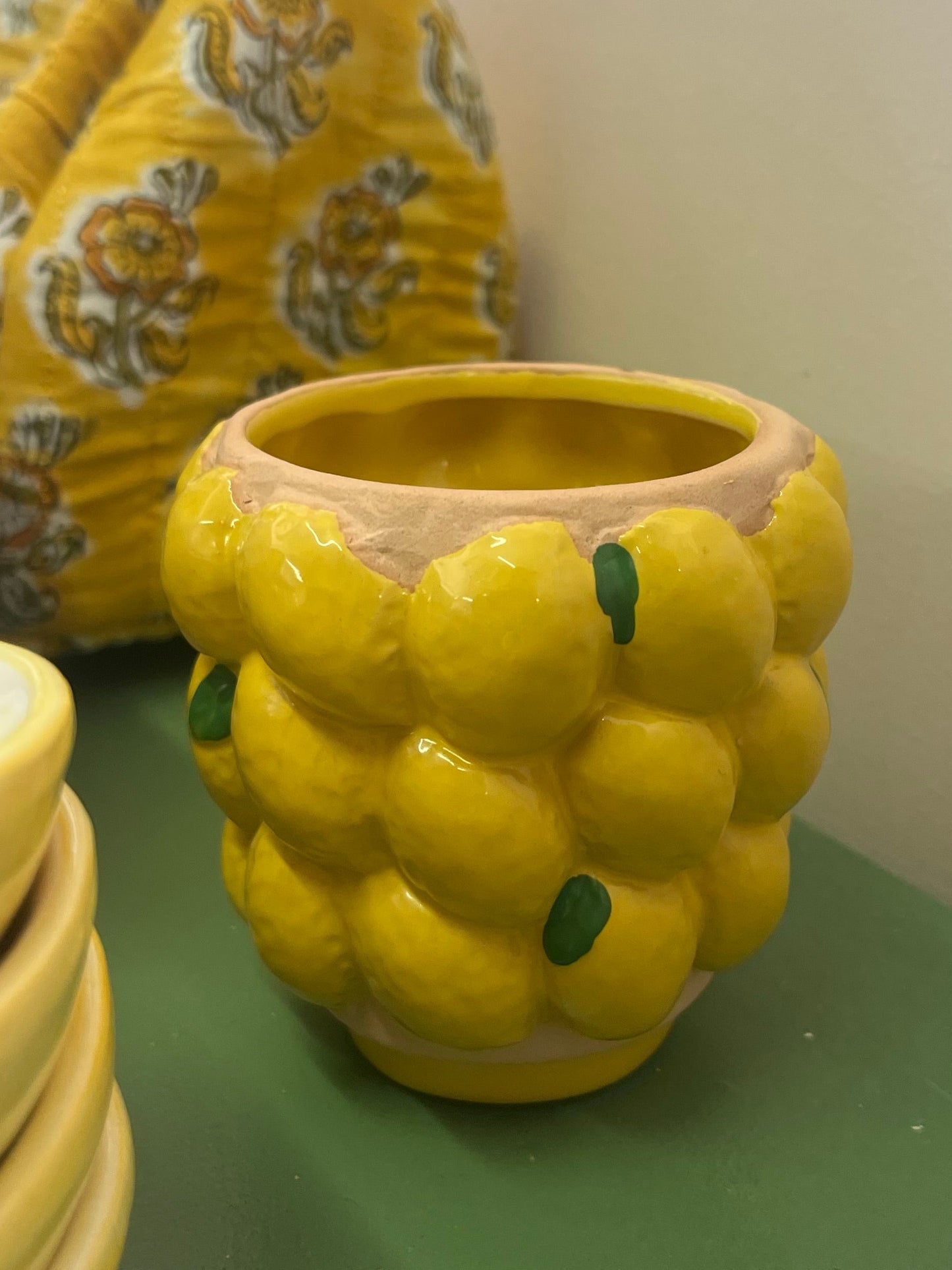 Lemon Pot